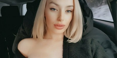 Anna Brown pornstar art galleries