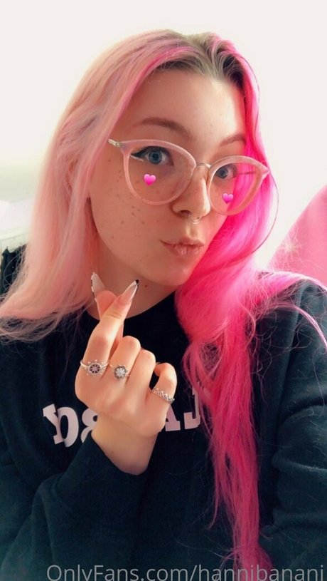 hannibanani model pretty pics