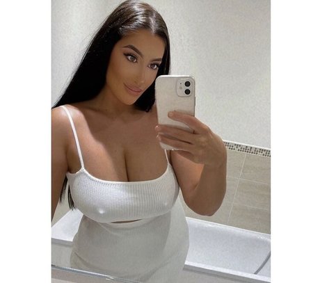 Kirstie V pornstar pretty pics