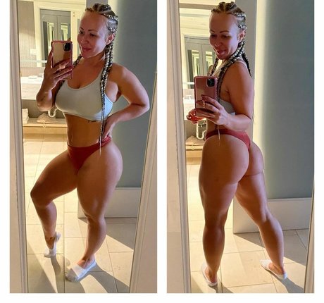 tayloredbyawats sex model photo