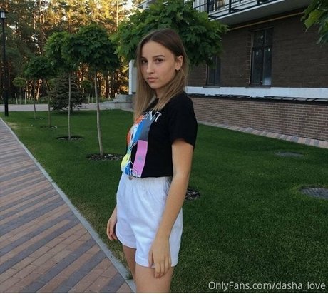 dasha love hd star images