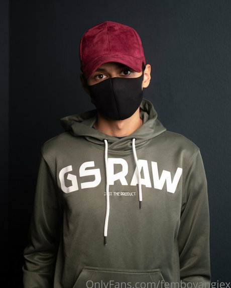 femboyangiesfeet beautiful model pics