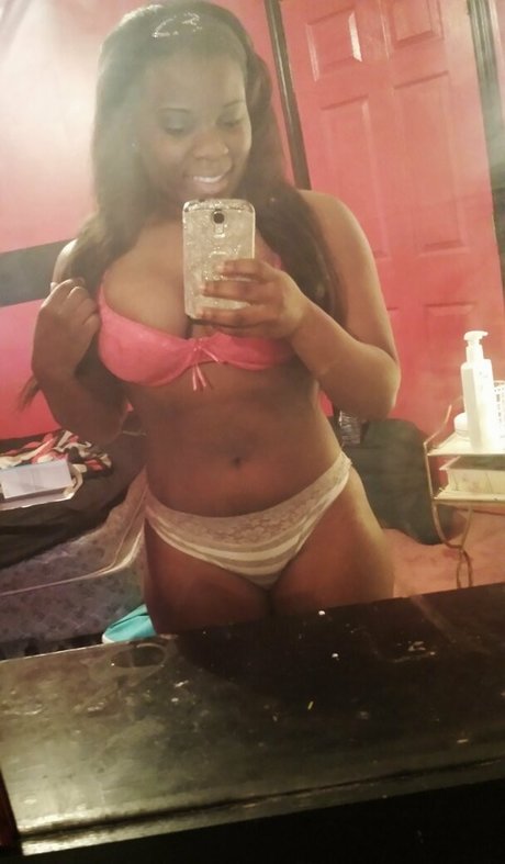 ebonyashley_ model art gallery