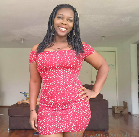 ebonyashley_ sexy star image