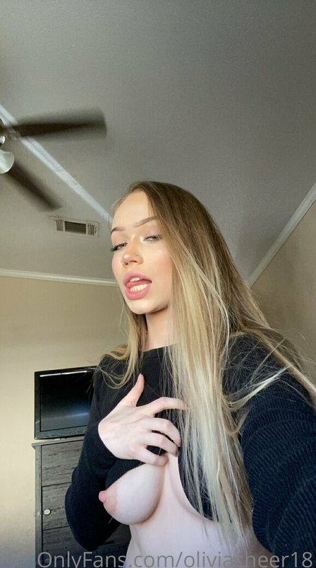 oliviacheer18 adult star pics