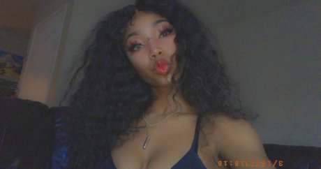 spoiledbrincess profile pic