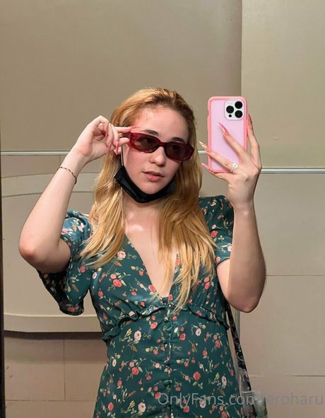 eroharu exclusive pornstar photos