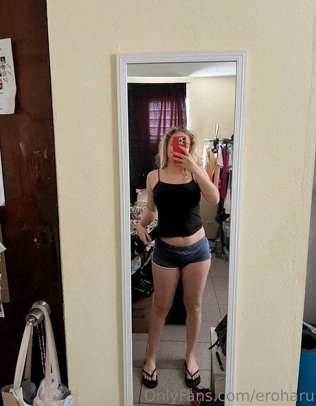 eroharu pornstar nude image