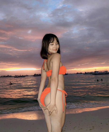 ivyyvon model hot galleries