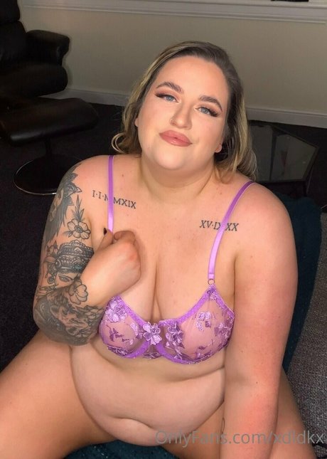 xdldkx model erotic photo