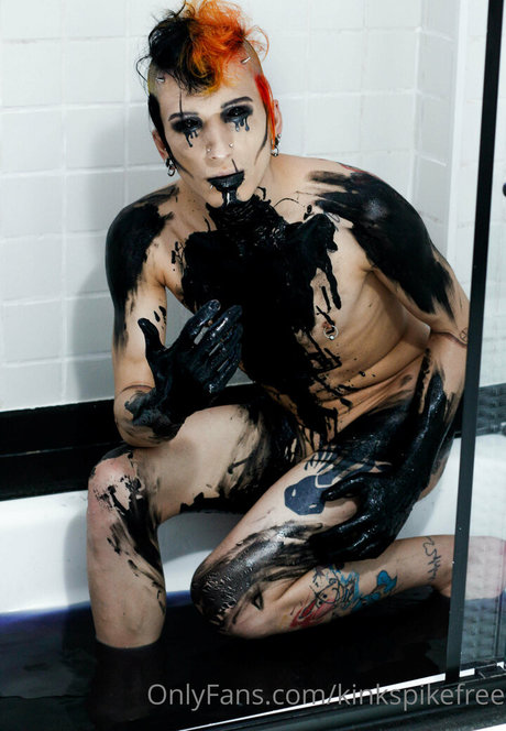 therubberdemonfree nudes star pic