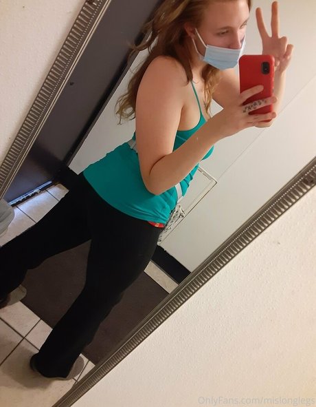 mislonglegs pretty model pic