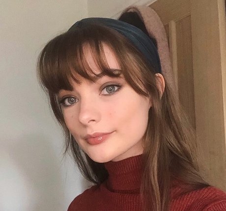 Delicate ASMR hot star pictures