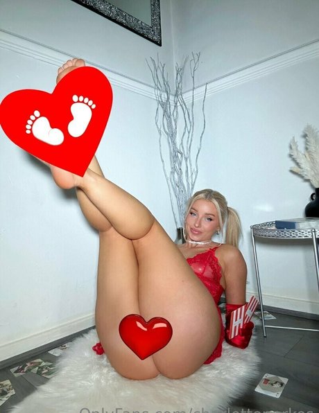 charlotteparkes pornstar pretty photo