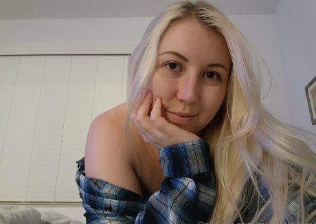 sweetastera nice pornstar img