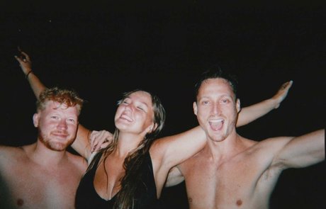 Helayna Birkett erotic model pics