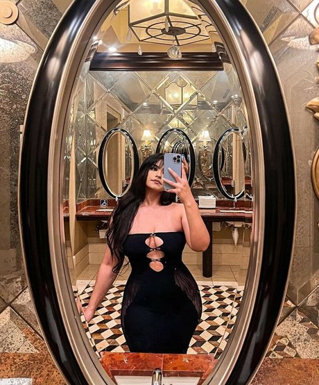 _isabelxx top actress pic