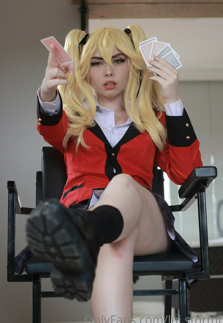 lui stormf sexy actress image