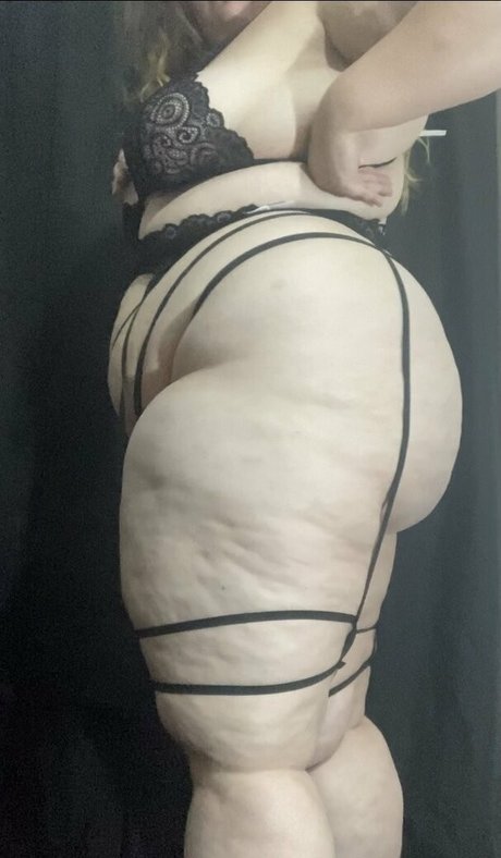 down onlyfans nude img