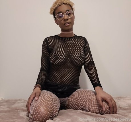 deedeebee96 model sex images