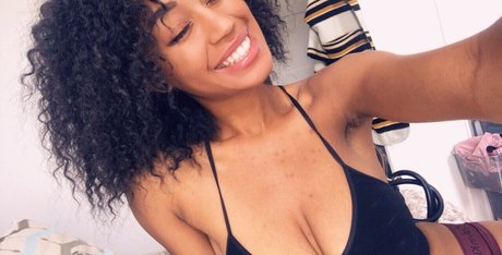 Nia Simone sex pornstar galleries