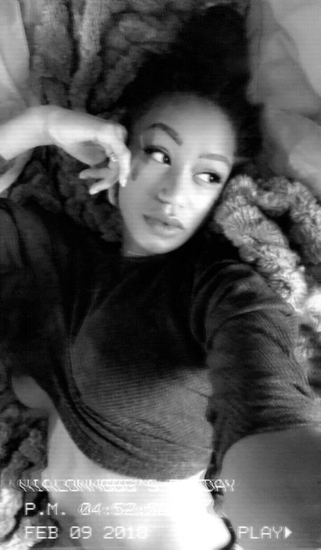 Nia Simone star nudes photos