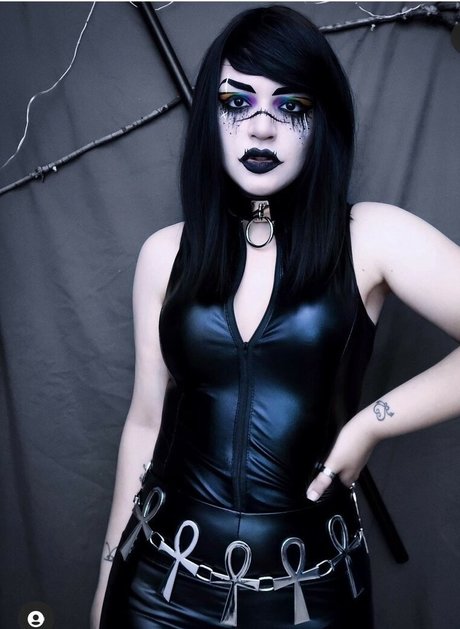 Nightmarekittykat sexy pornstar picture