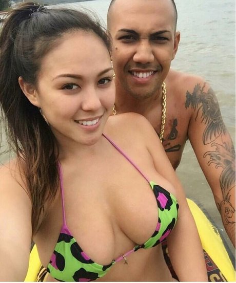 Meleana Fernandez model sexy pic