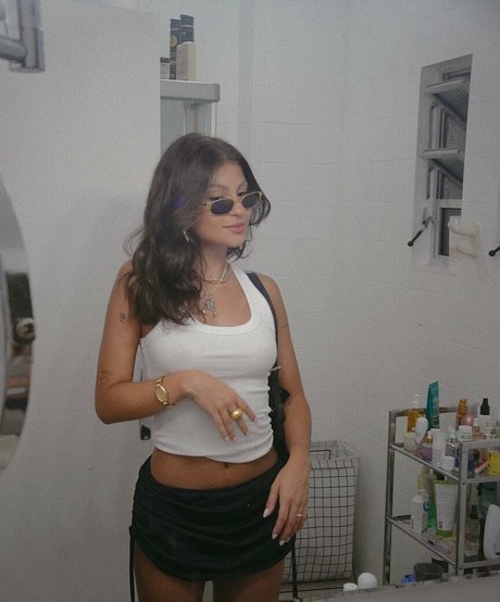 Malu Camargo model exclusive archive