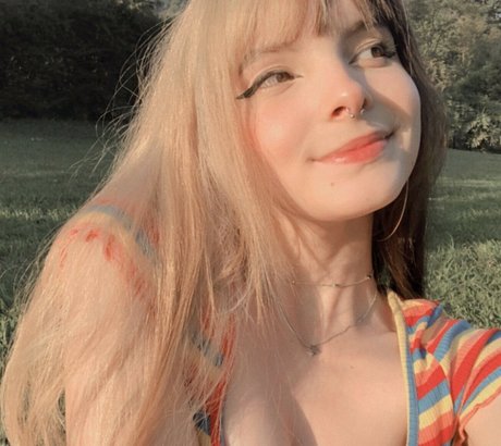 Victoria Ribeiro star hd pictures