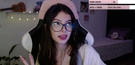 Victoria Ribeiro model porn images