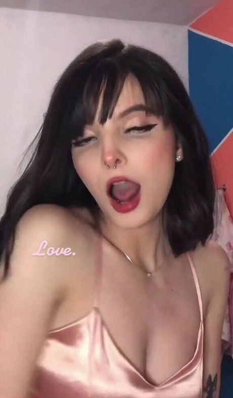 Victoria Ribeiro model best archive