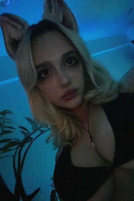 milena pretty pornstar perfect pictures