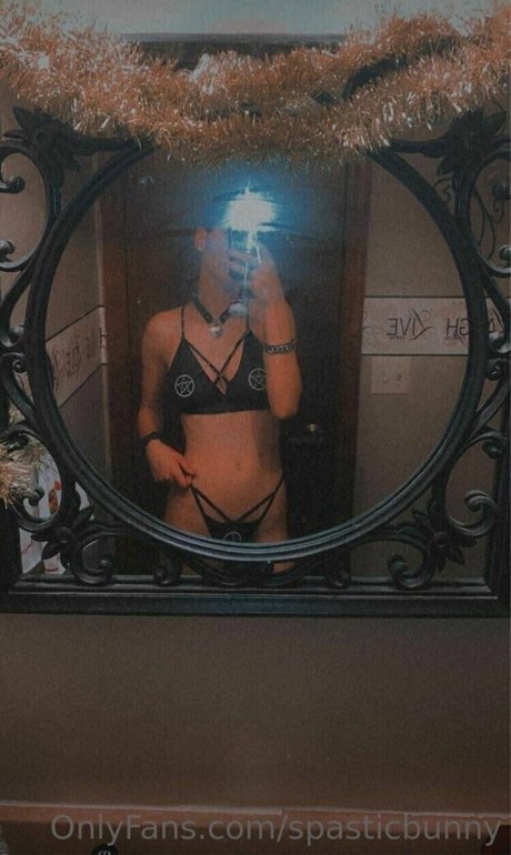 Spasticbunny model nude pictures