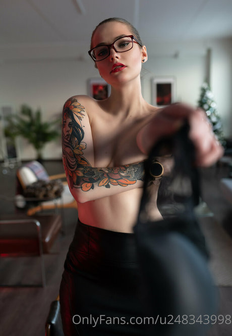 lovelymary666 thumbnail