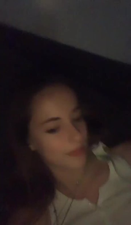 Ava Cooper sex model img