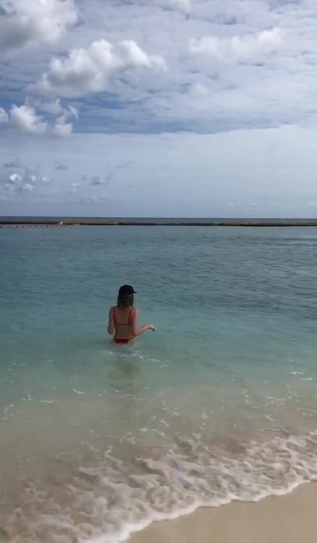 Ava Cooper pornstar nudes gallery