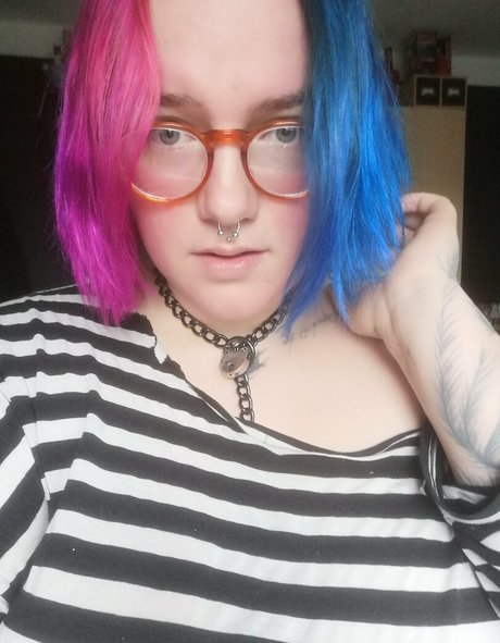 milf model onlyfans free image