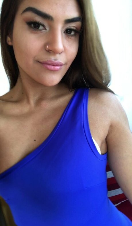 bellafoxtv model hot img