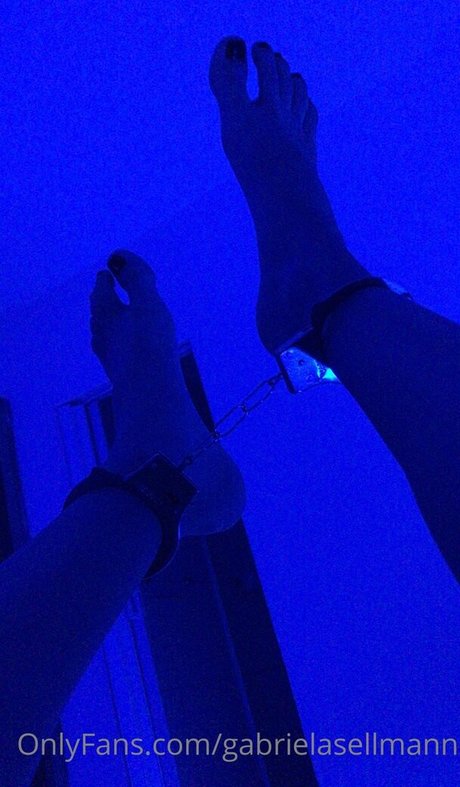 gabrielasellmann erotic actress image