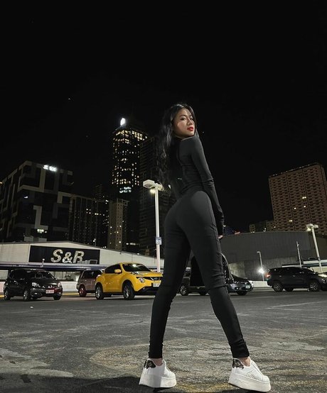 Caroline Lapena profile pic