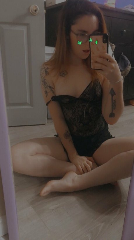 miniloupxxx model sex pics