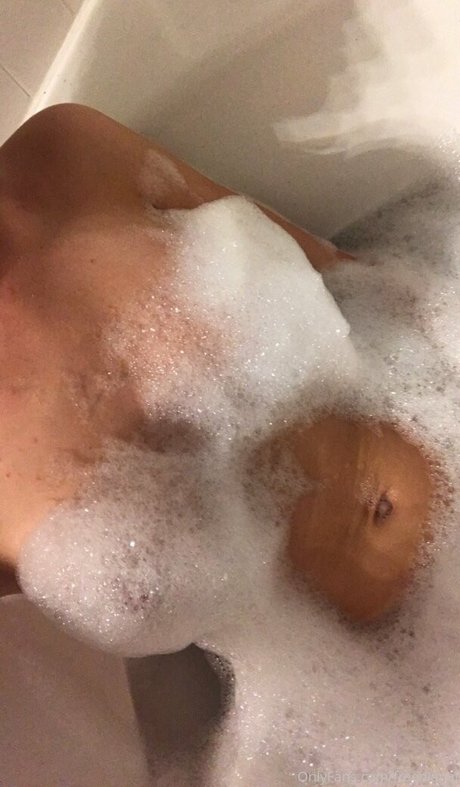 freedianaj nudes actress images