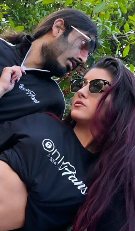 irome927 erotic actress picture