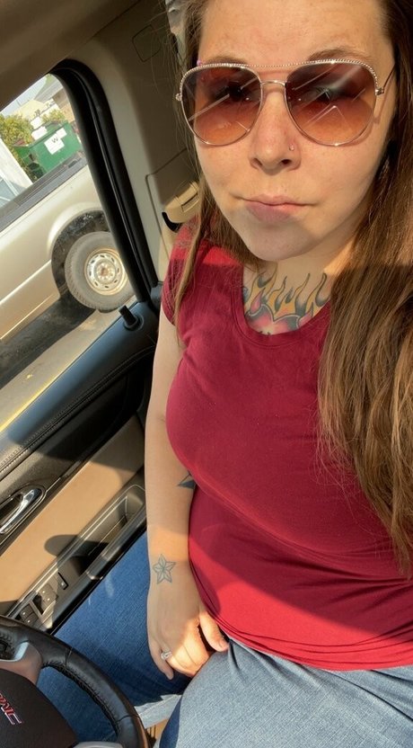 smaybe xxx model gallery