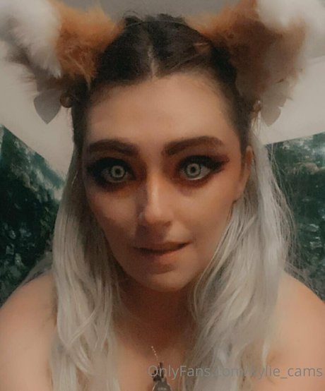 kylie cams hd model photo