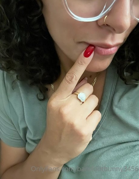 barefootbunny3456 model erotic images