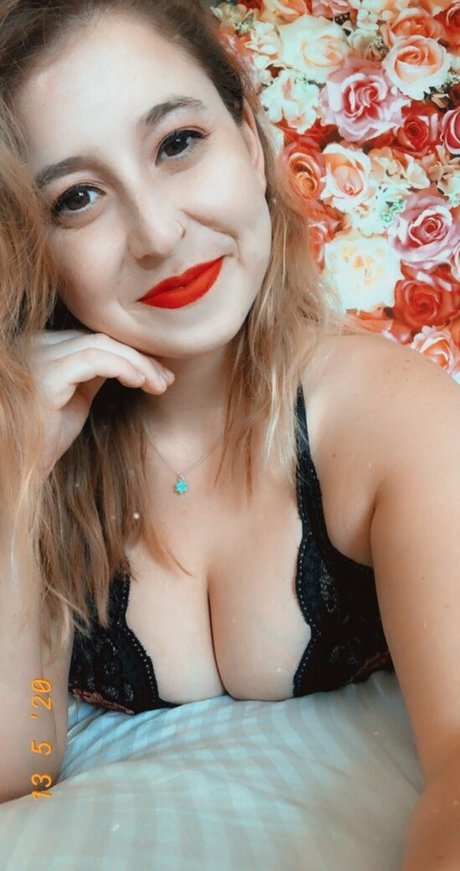 sarahtheslutfree star free gallery