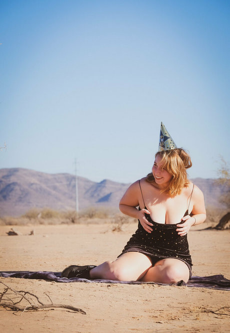 sarahtheslutfree beautiful actress galleries