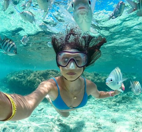 Daniele Lopes pornstar pretty pics